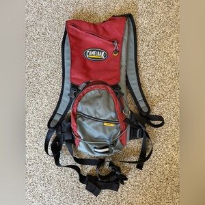 CamelBak LOBO Hydration Pack 2 Liters Red and Gray